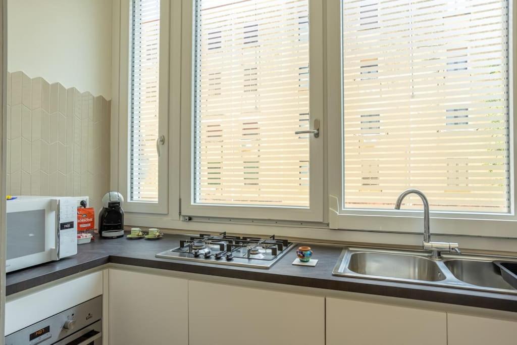 Pisacane Suite Salerno Buitenkant foto